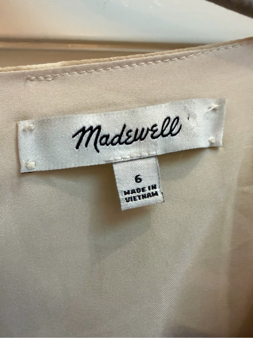 Madewell Flutter Sleeve Ruffle Waist Midi Dress in Brushing Up Print Size 6 - Picture 11 of 16